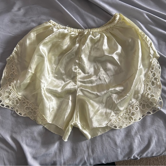 Shorts Bundle - Picture 2 of 4